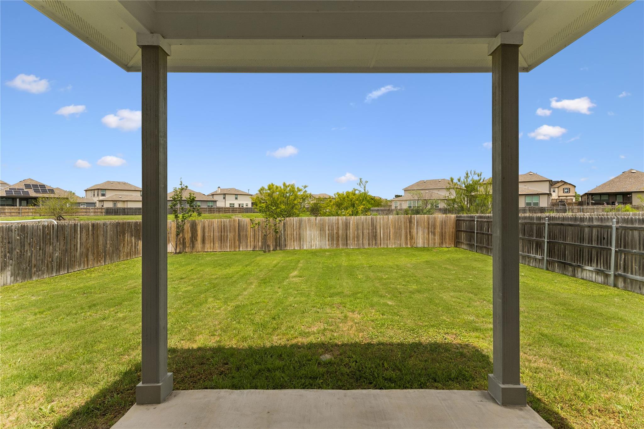318 Schuylerville Dr, Elgin, TX 78621