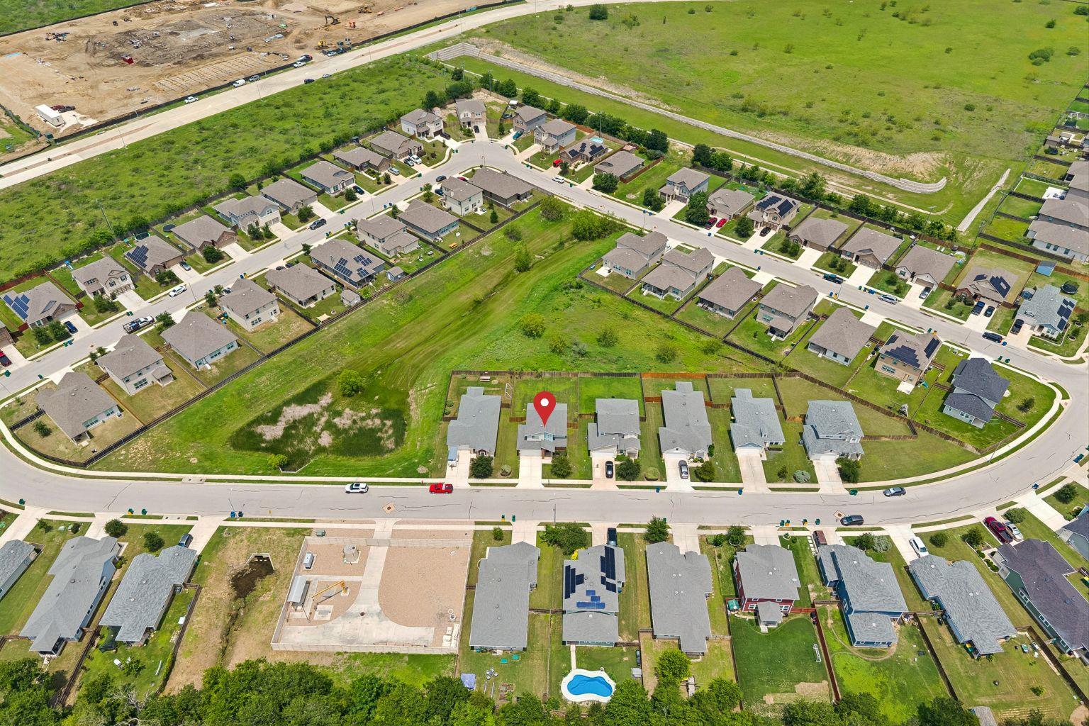 318 Schuylerville Dr, Elgin, TX 78621