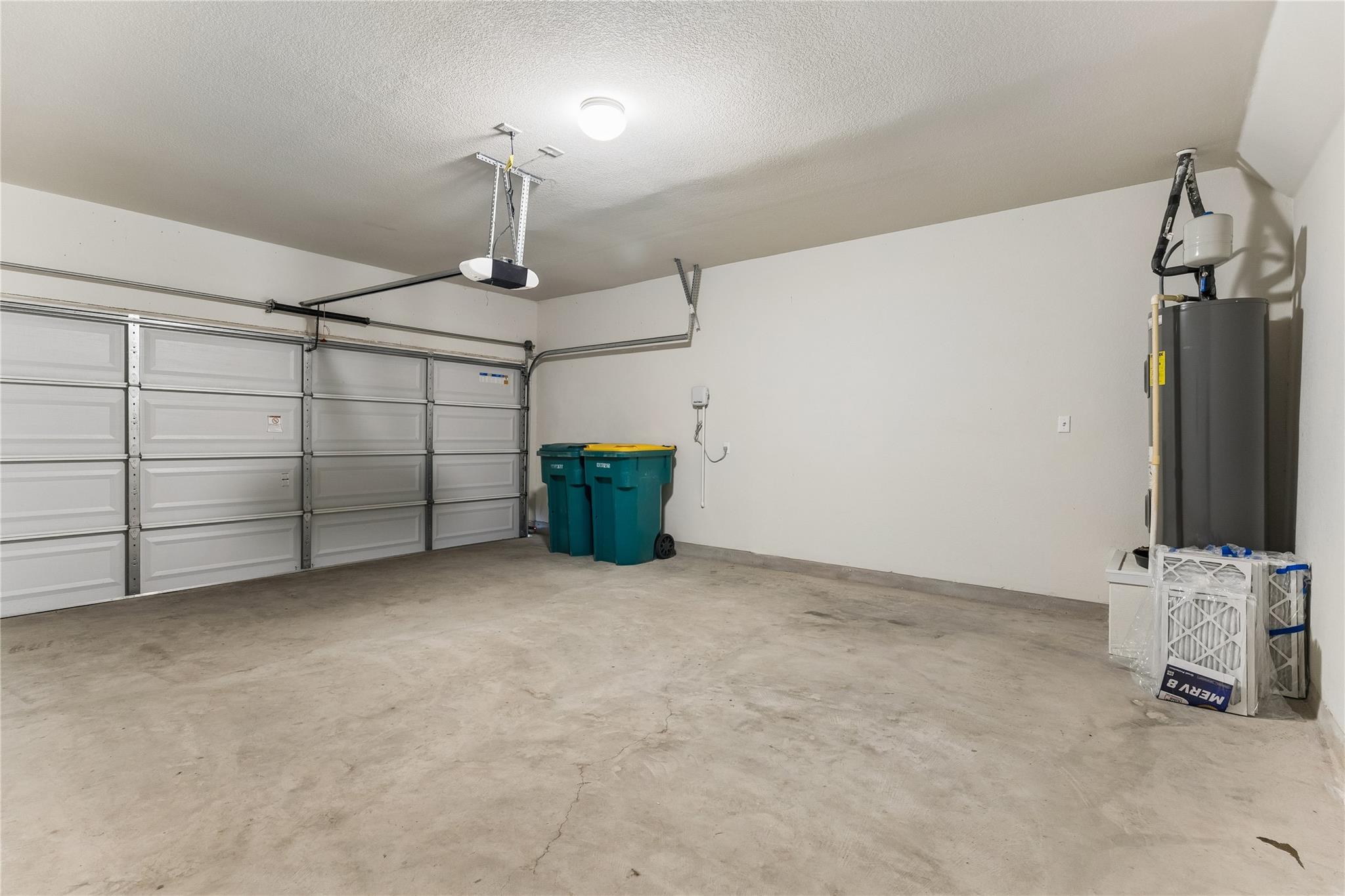 318 Schuylerville Dr, Elgin, TX 78621