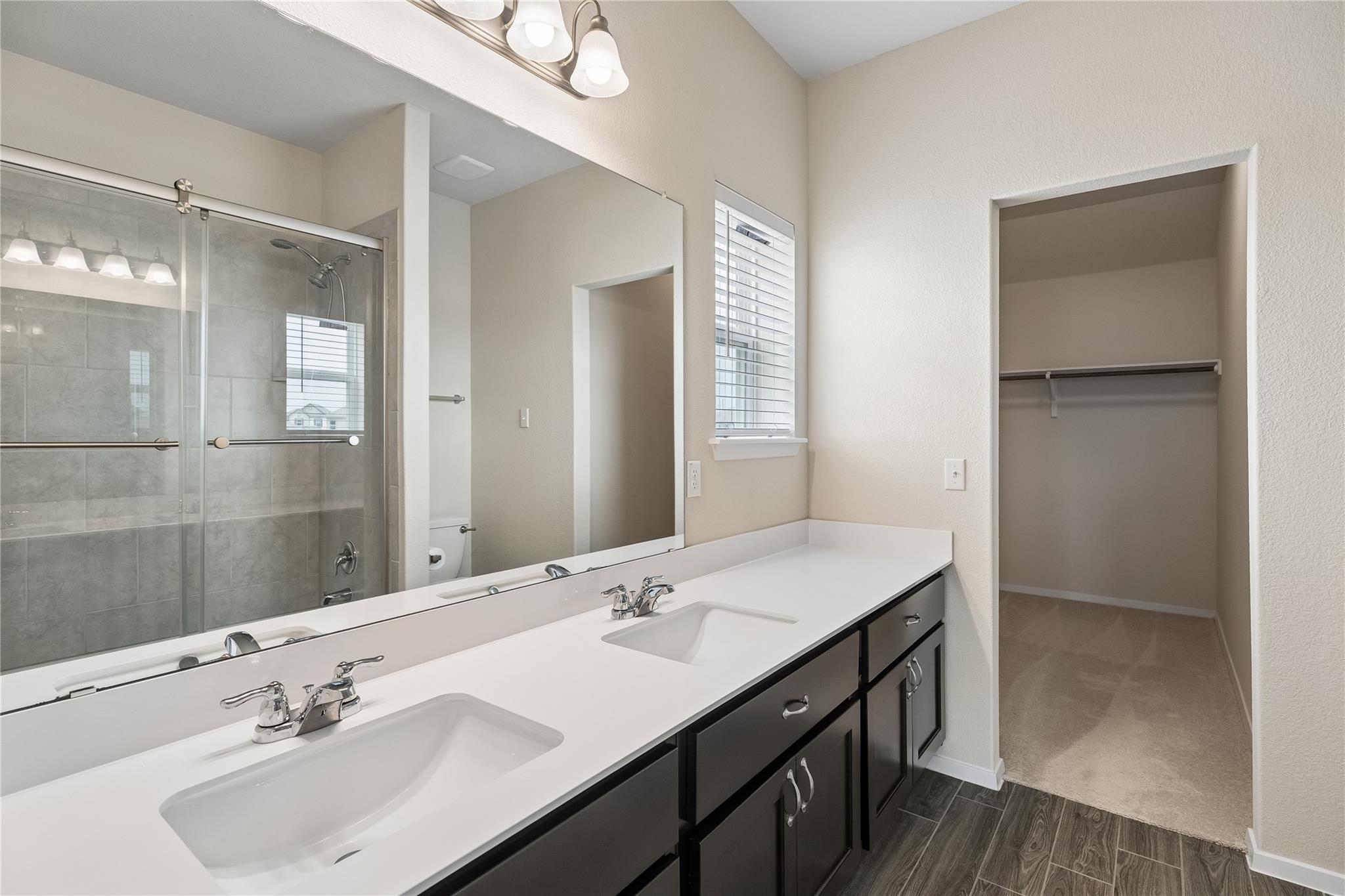 318 Schuylerville Dr, Elgin, TX 78621