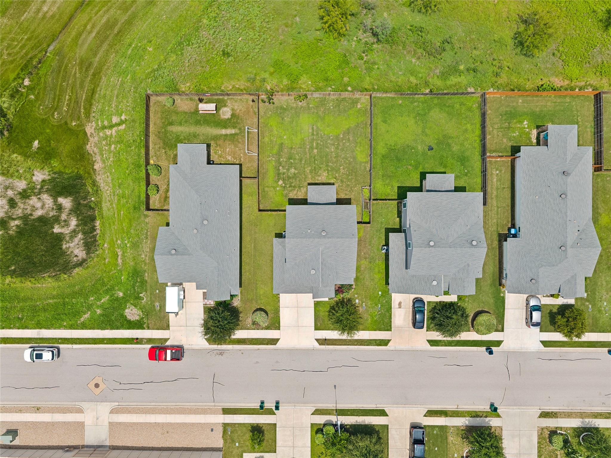 318 Schuylerville Dr, Elgin, TX 78621