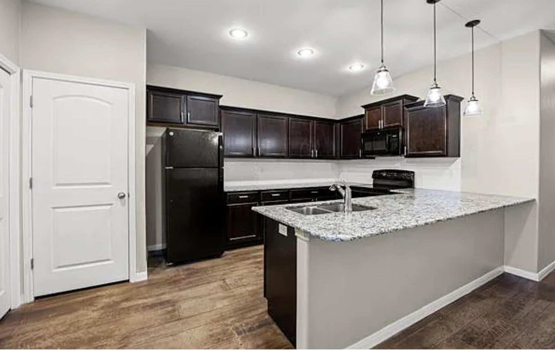 101 Stockton Family Ct, Jarrell, TX 76537