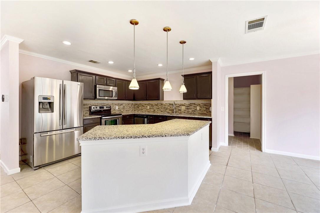 2109 Jasper Ln, Cedar Park, TX 78613