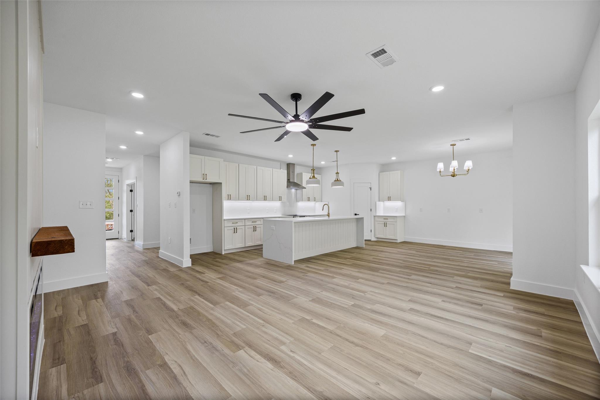 191 Heleakala Dr, Bastrop, TX 78602