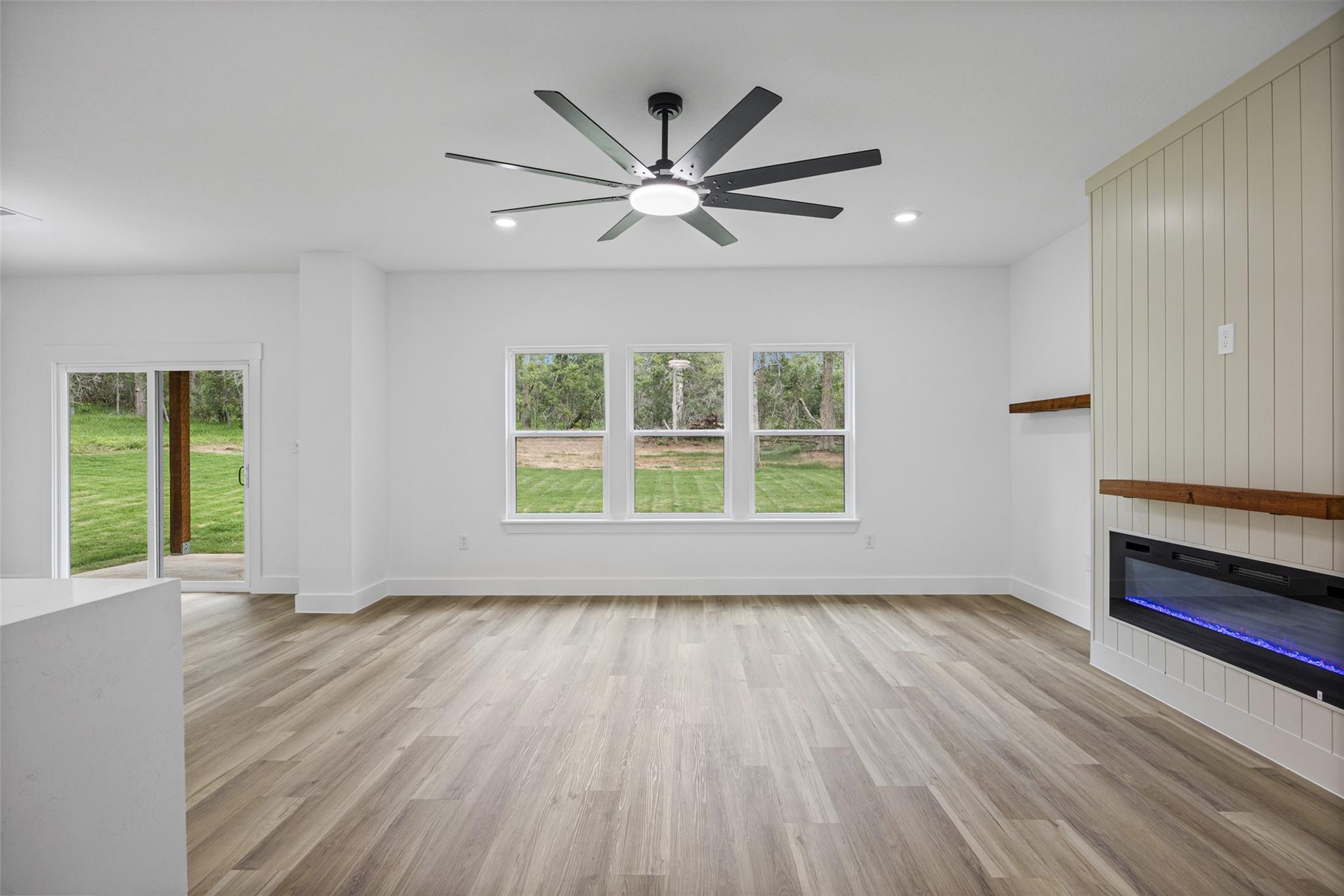 191 Heleakala Dr, Bastrop, TX 78602