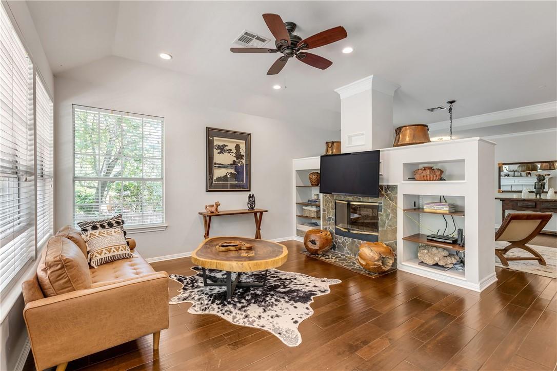 9935 Barbrook Dr, Austin, TX 78726