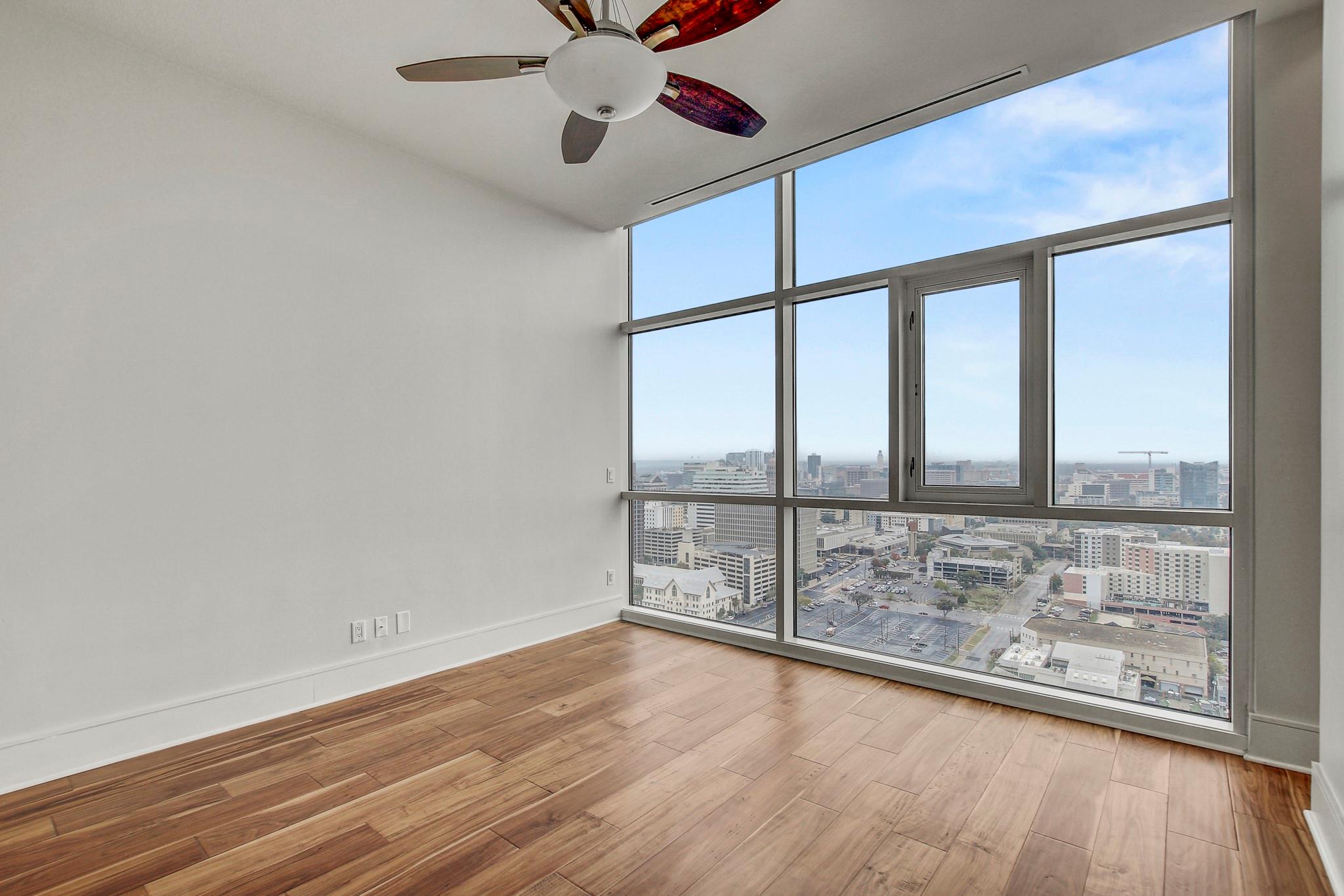 555 E 5th St # 2809, Austin, TX 78701