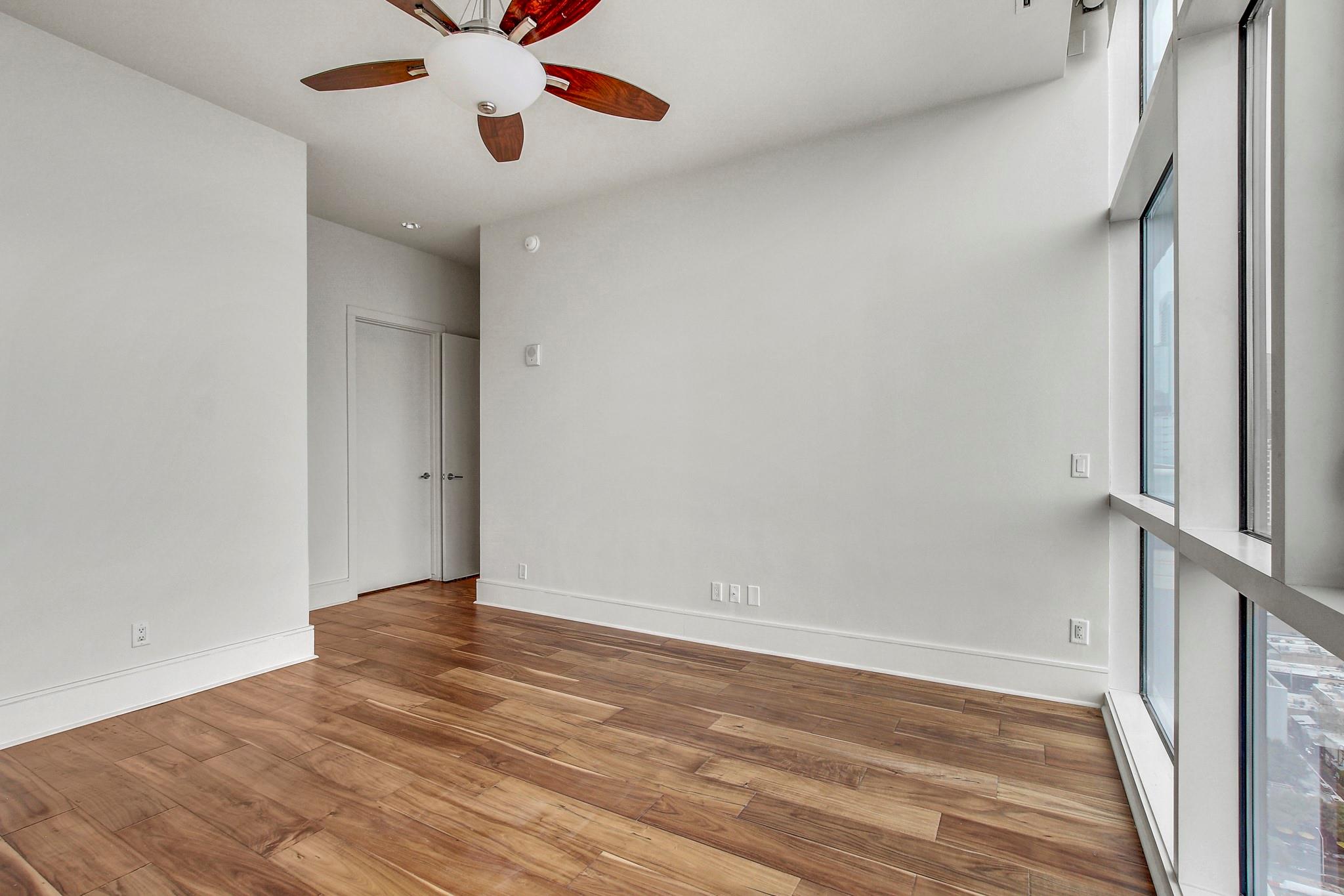555 E 5th St # 2809, Austin, TX 78701