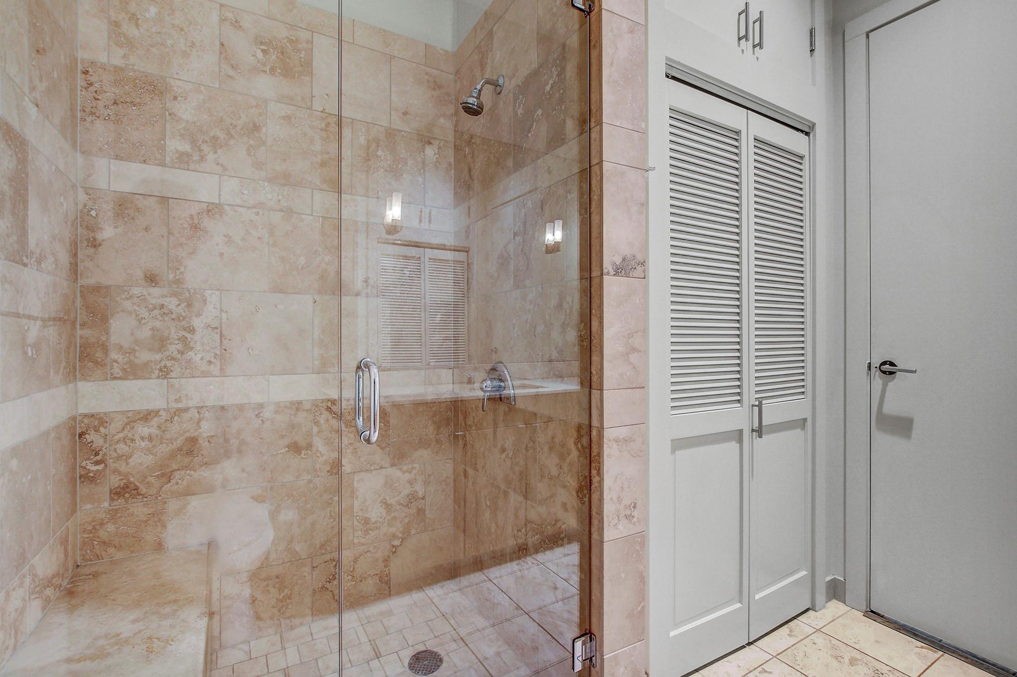 555 E 5th St # 2809, Austin, TX 78701
