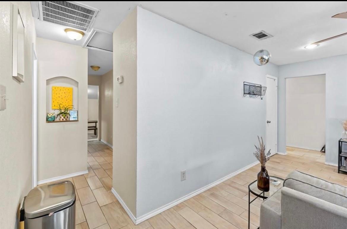 1606 Walnut Ave # B, Austin, TX 78702