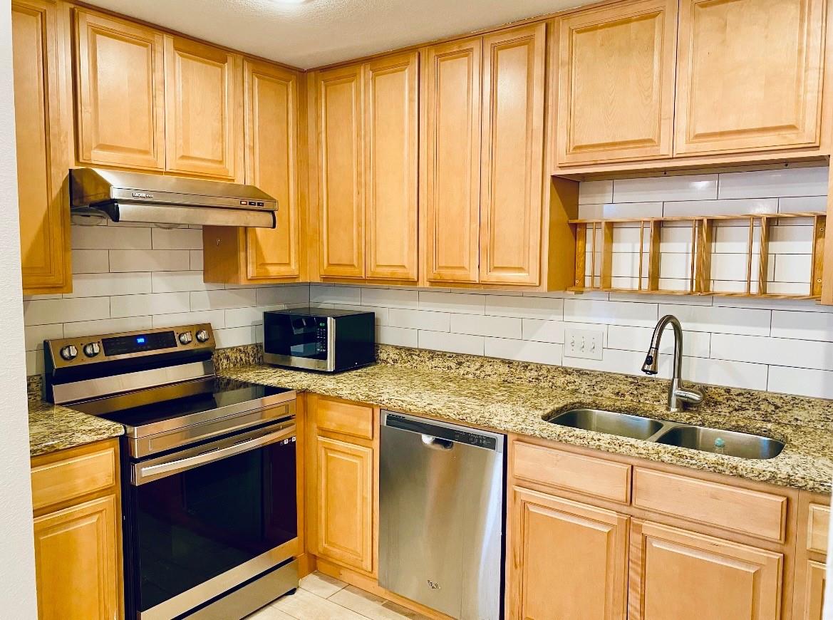 1606 Walnut Ave # B, Austin, TX 78702