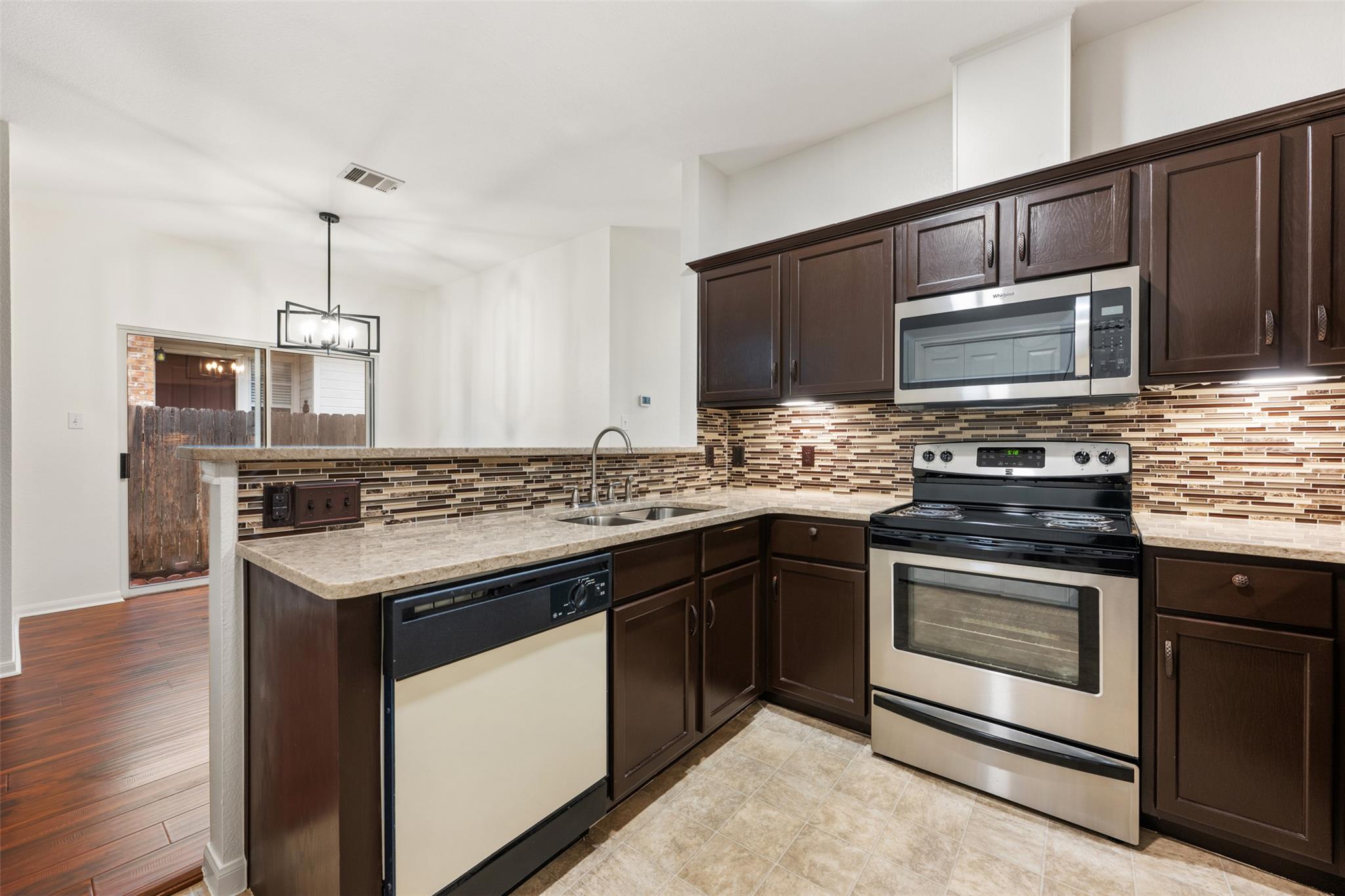 2429A Curry Loop, Round Rock, TX 78664