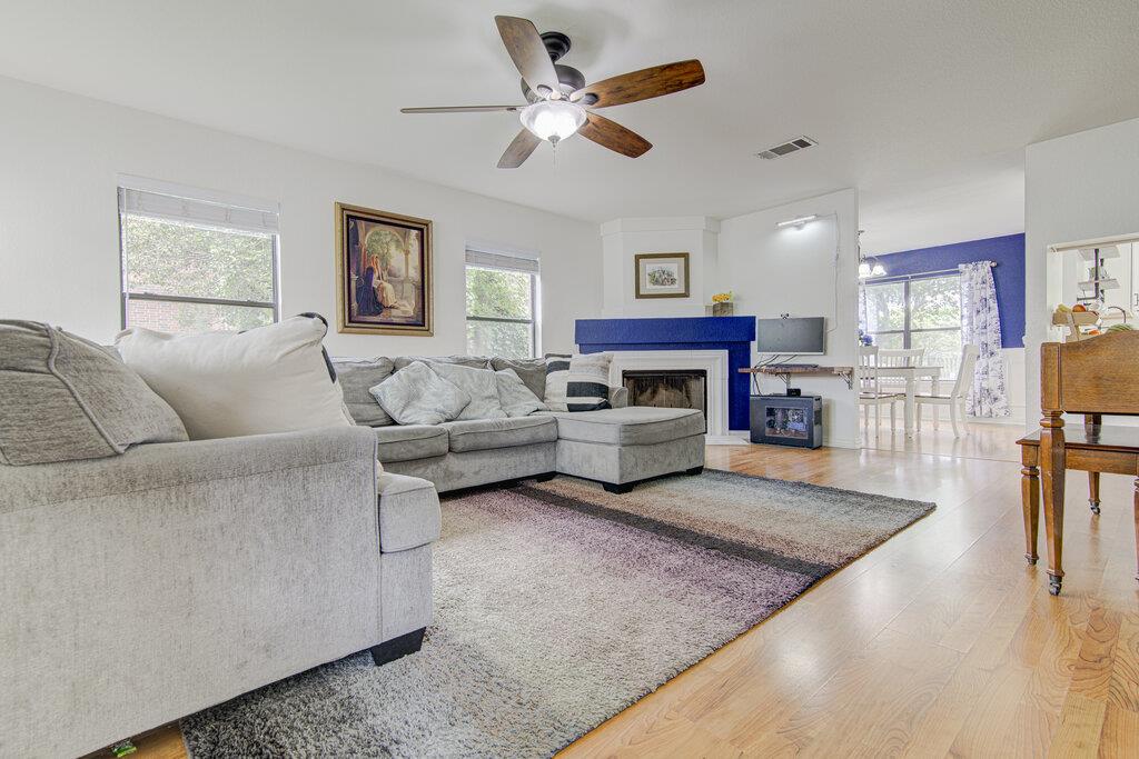 18208 Gantry Dr, Pflugerville, TX 78660