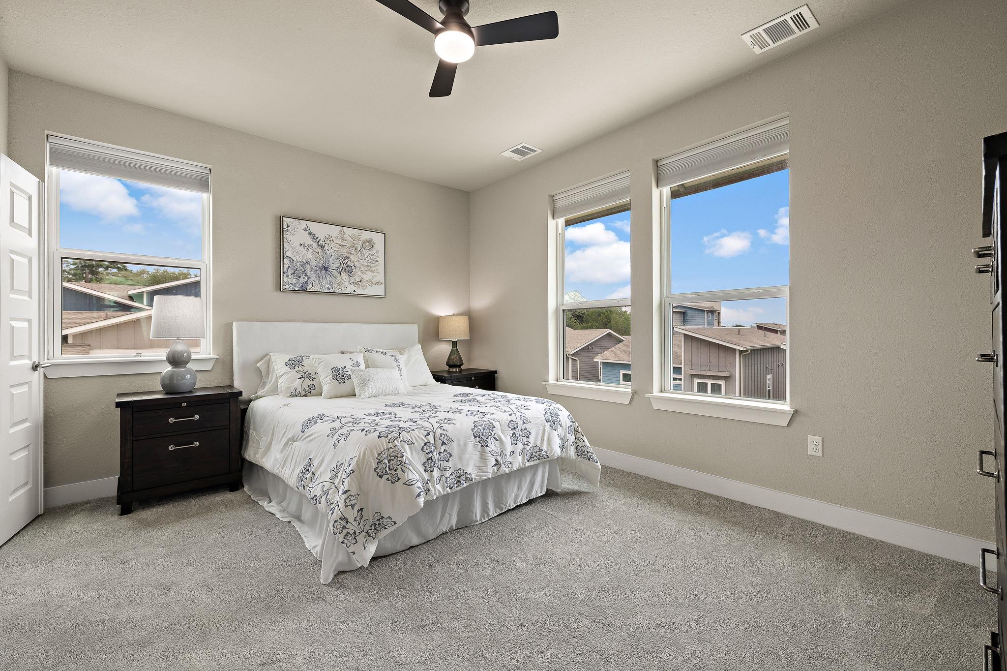 1913 Teagle Dr, Austin, TX 78741