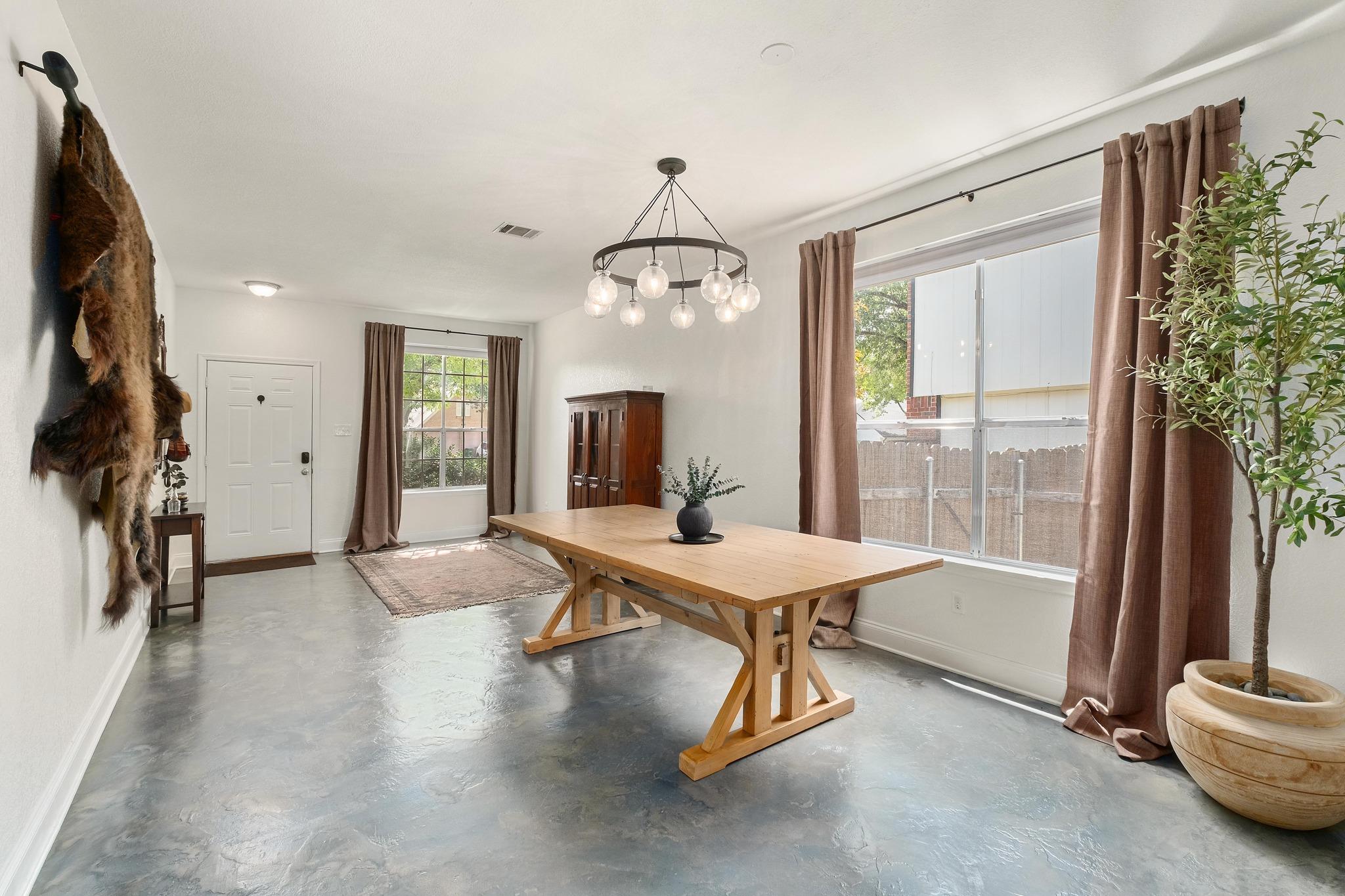 10512 Watchful Fox Dr, Austin, TX 78748
