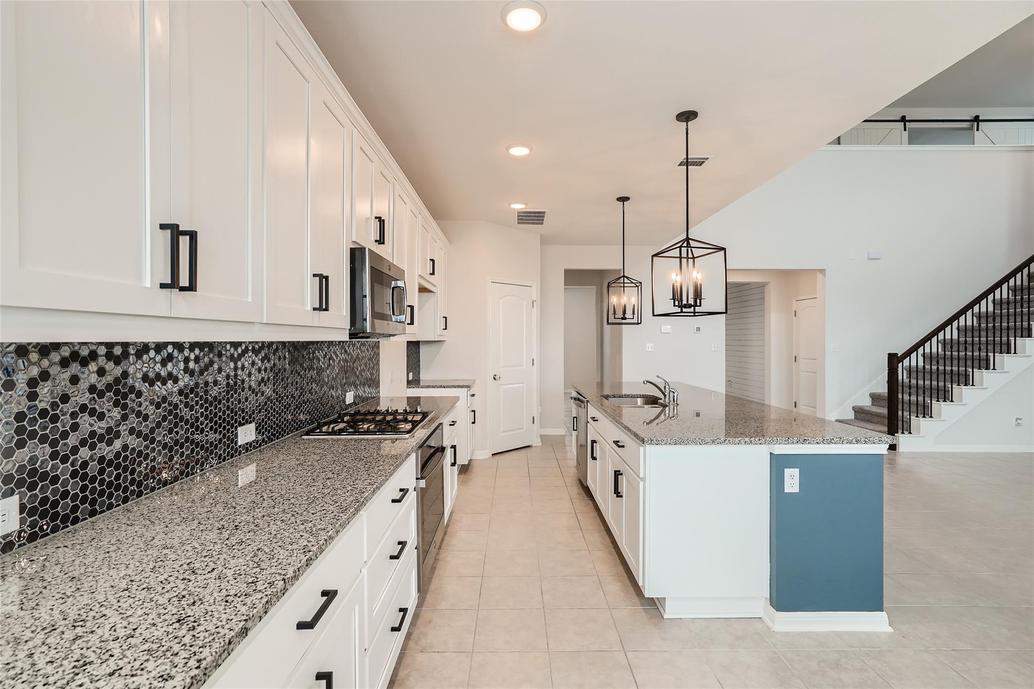 1221 Trevi Fontana Dr, Austin, TX 78641