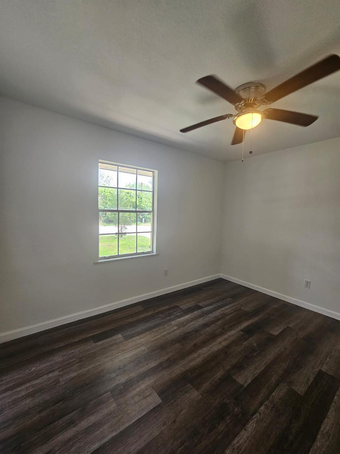 1401 Trinity St, Lockhart, TX 78644