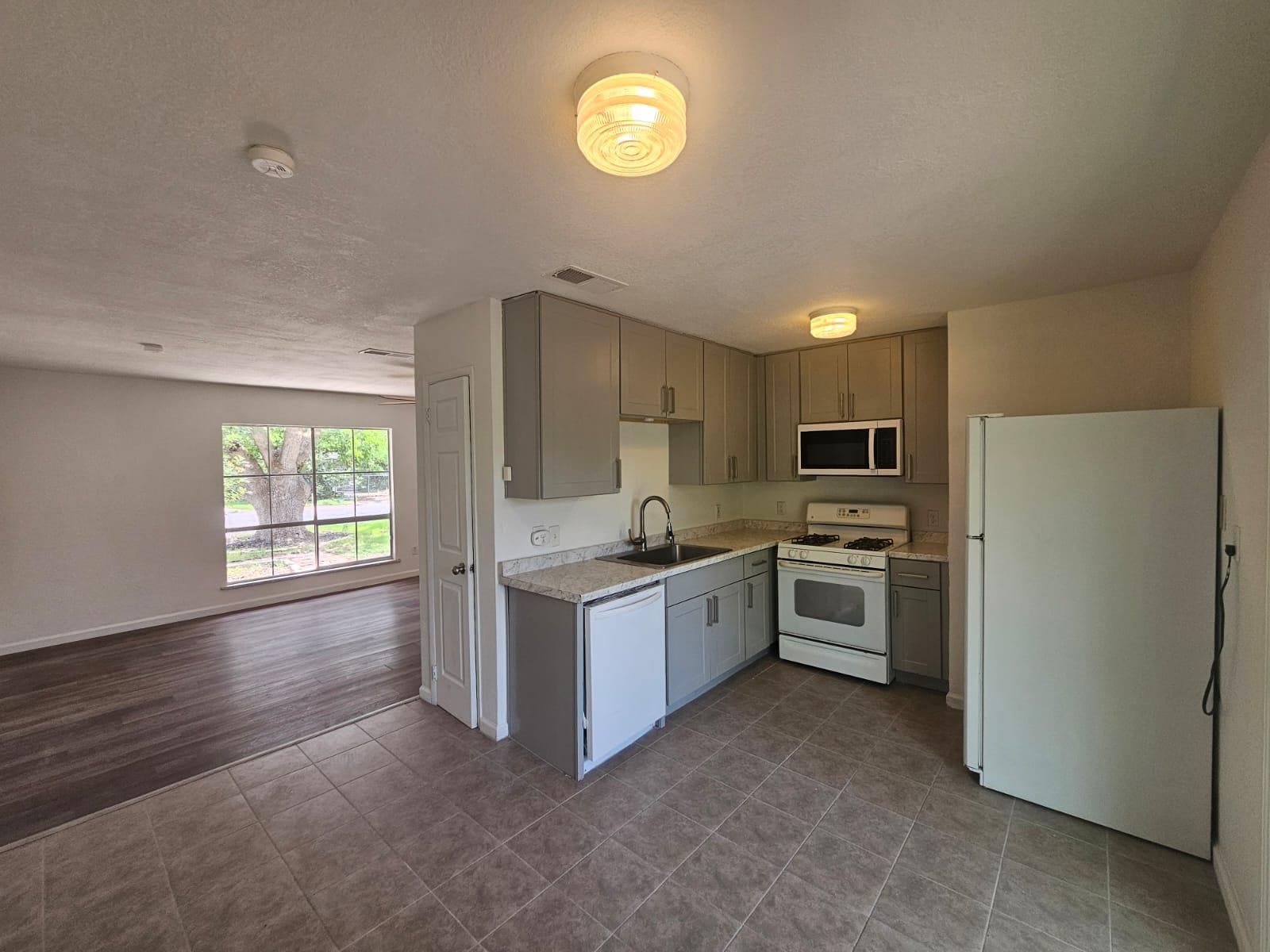 1401 Trinity St, Lockhart, TX 78644