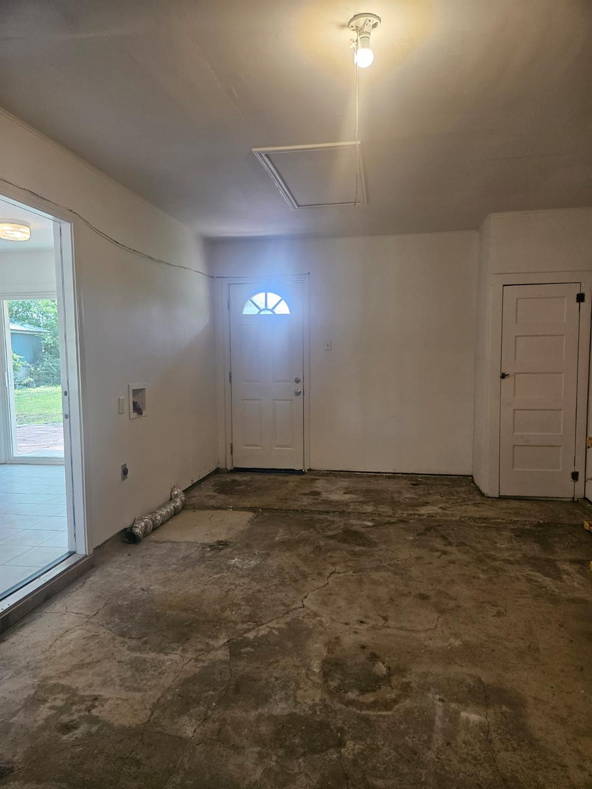 1401 Trinity St, Lockhart, TX 78644