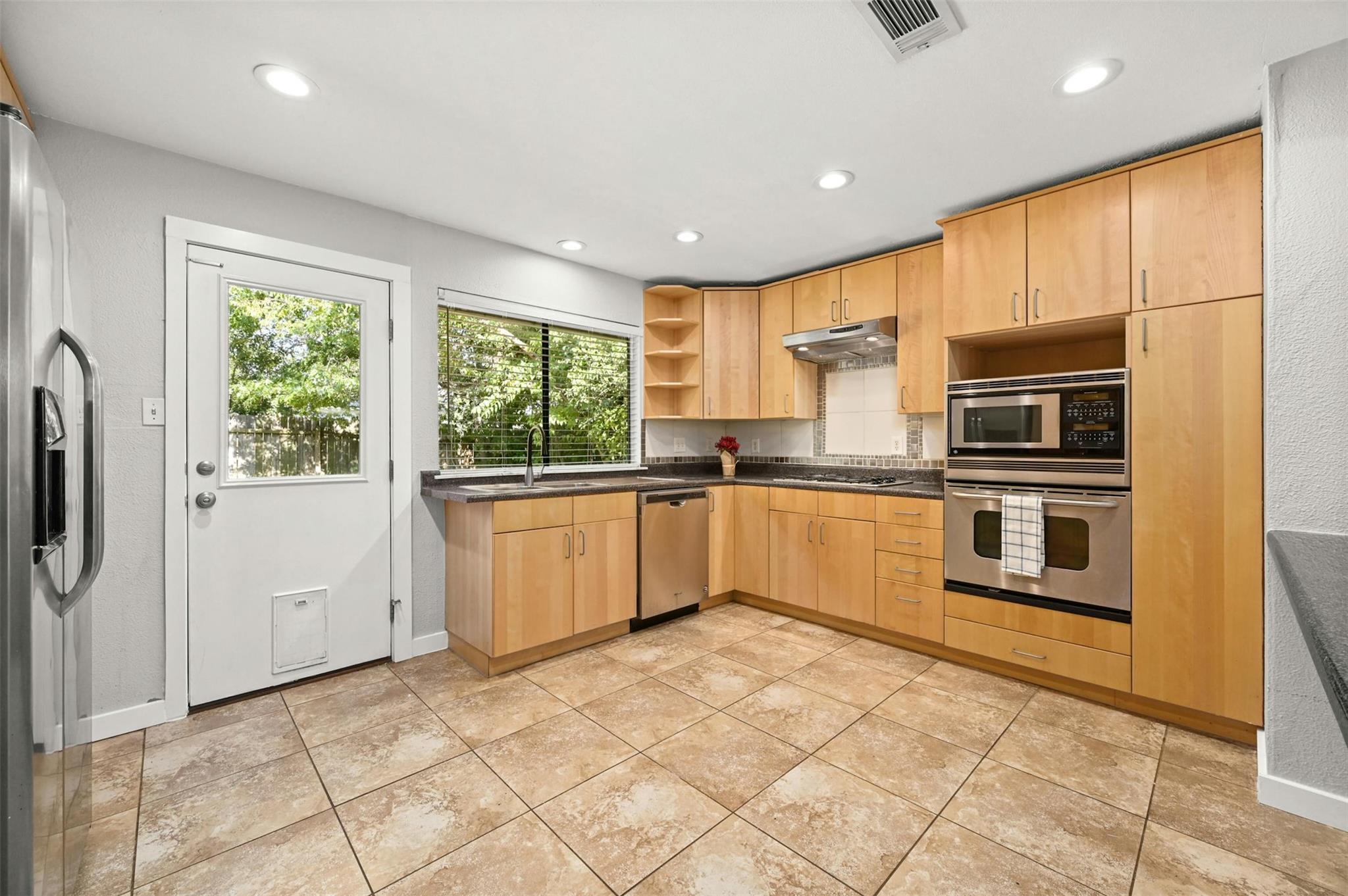 11608 Big Trl, Austin, TX 78759