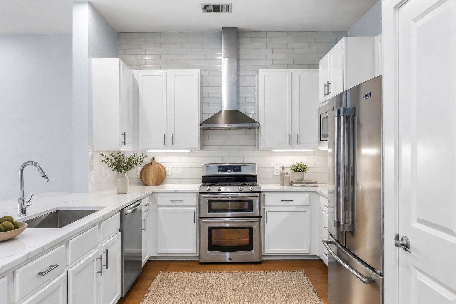 2520 Bluebonnet Ln # 52, Austin, TX 78704