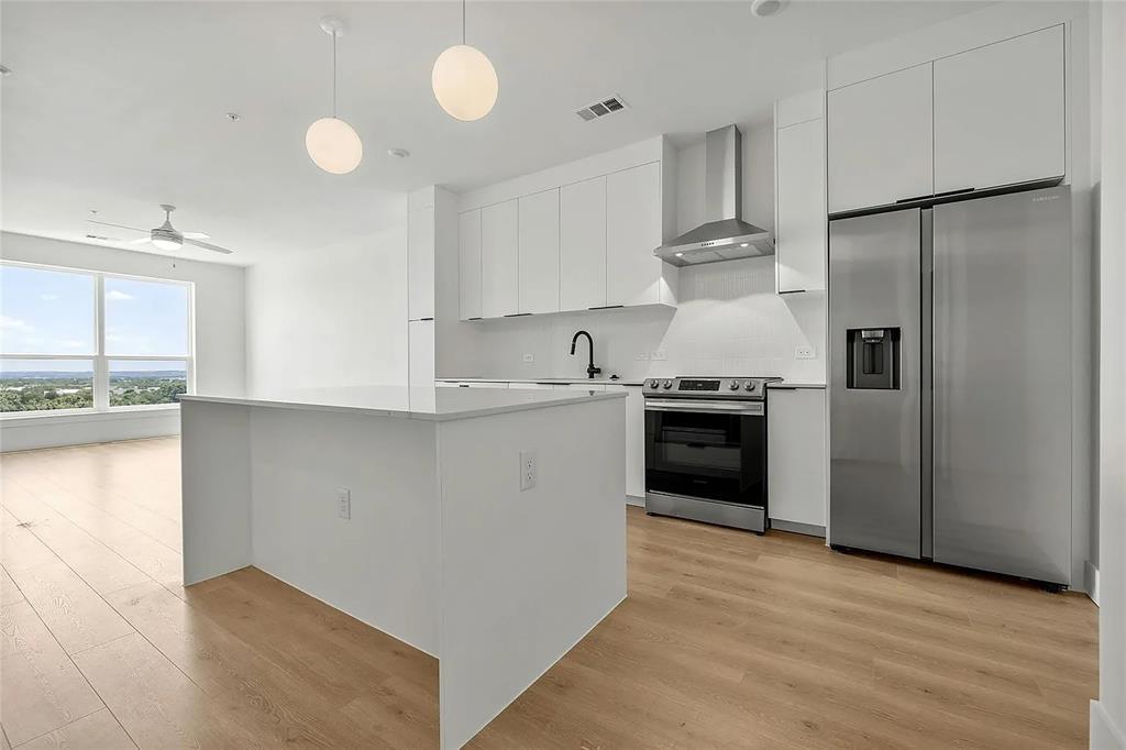 1701 Simond Ave # 642, Austin, TX 78723