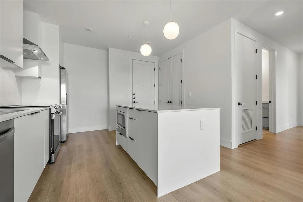 1701 Simond Ave # 642, Austin, TX 78723