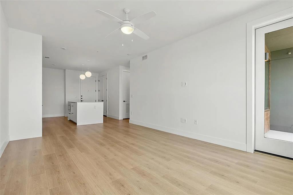 1701 Simond Ave # 642, Austin, TX 78723