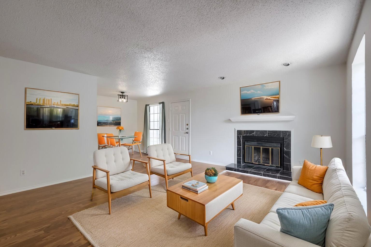 2401 Leon St # 100, Austin, TX 78705