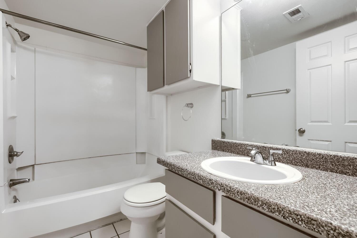 2401 Leon St # 100, Austin, TX 78705