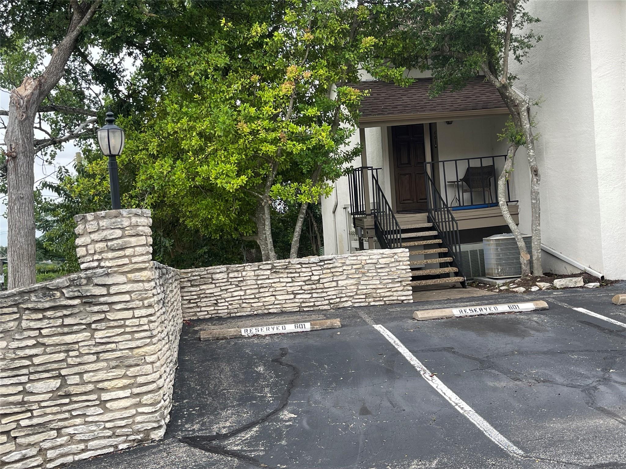 6910 Hart Ln # 311, Austin, TX 78731
