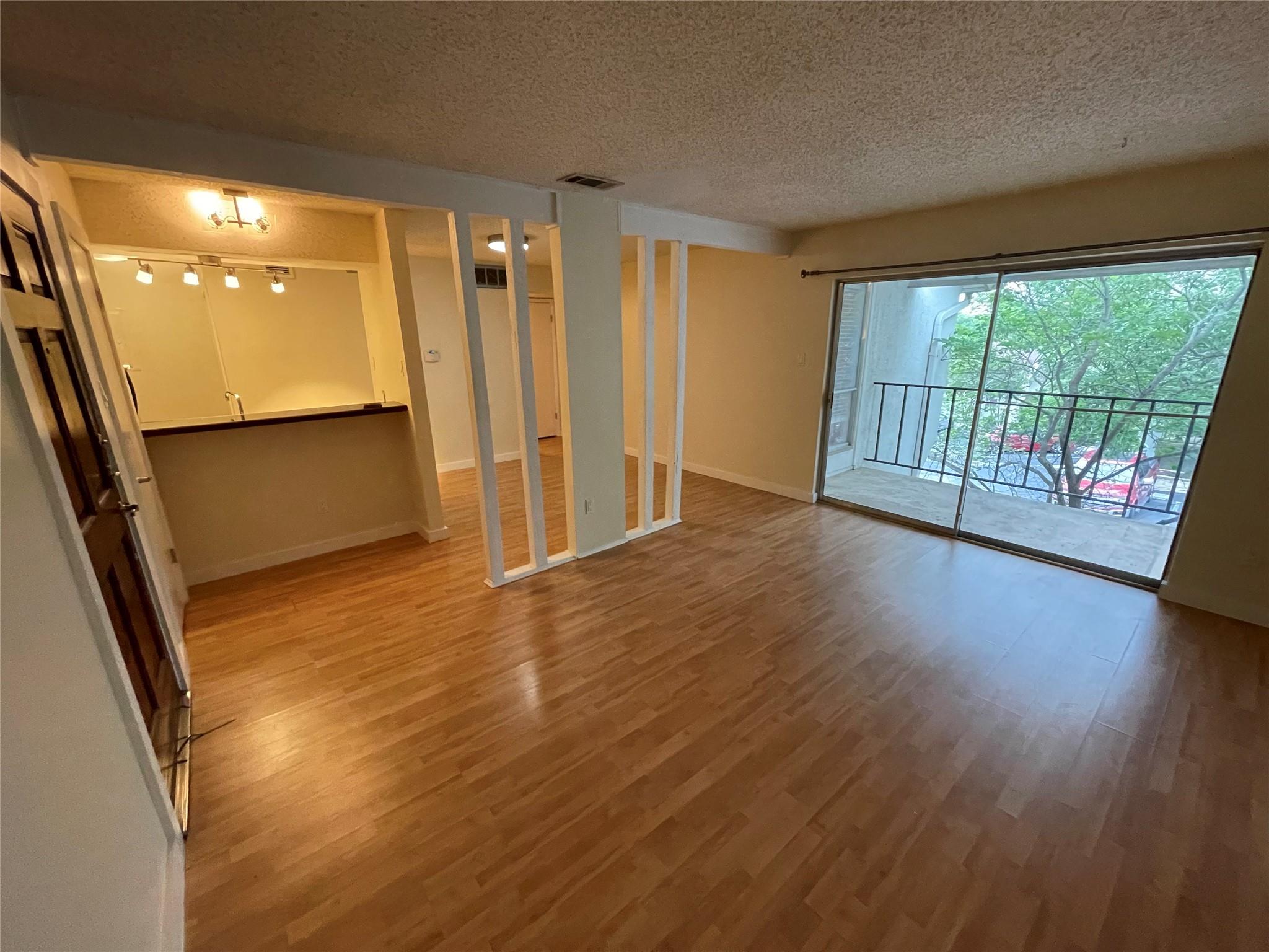 6910 Hart Ln # 311, Austin, TX 78731