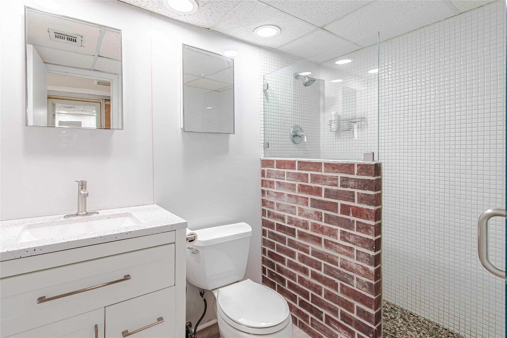 1800 Lavaca St # A705, Austin, TX 78701
