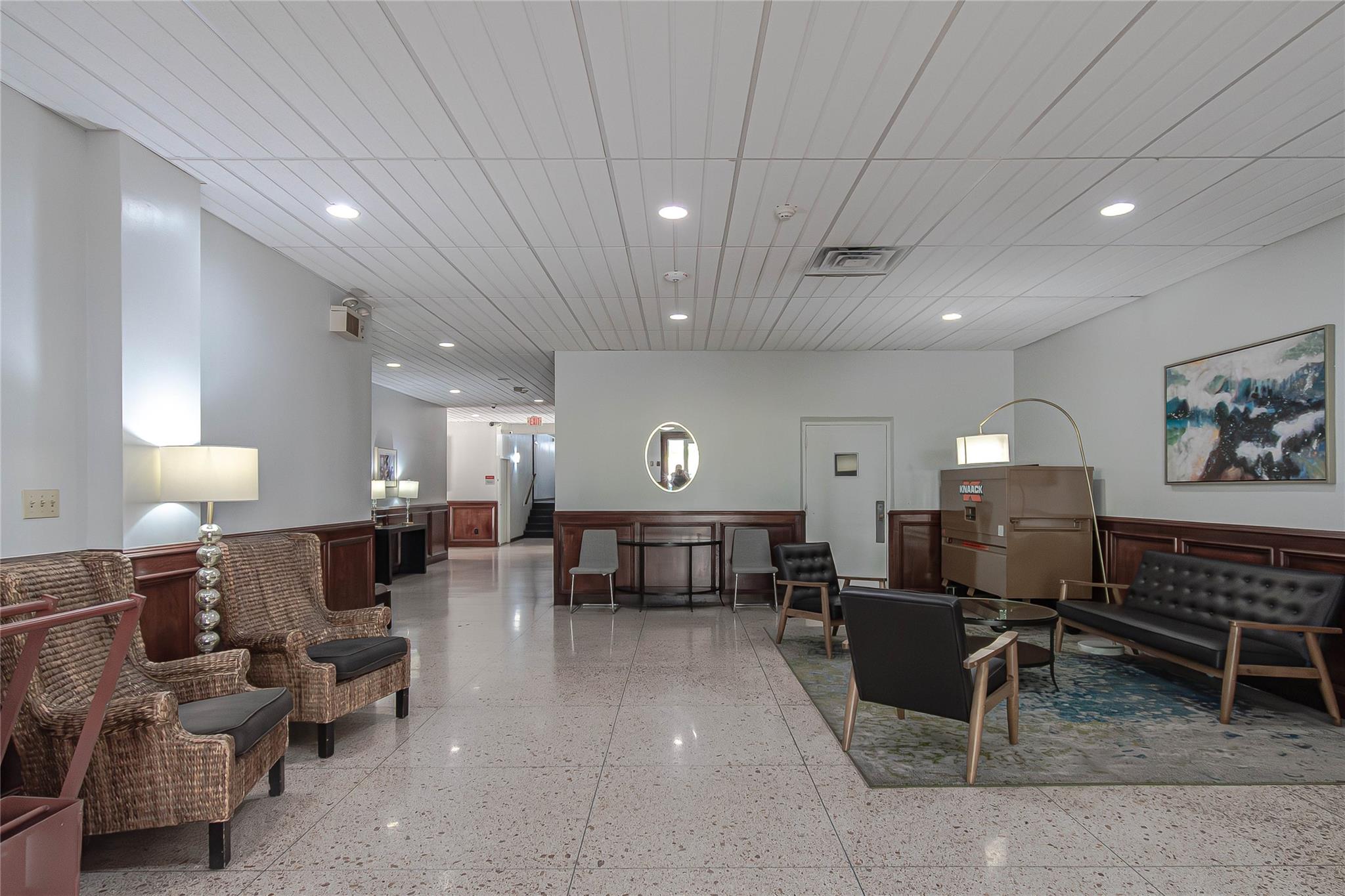 1800 Lavaca St # A705, Austin, TX 78701