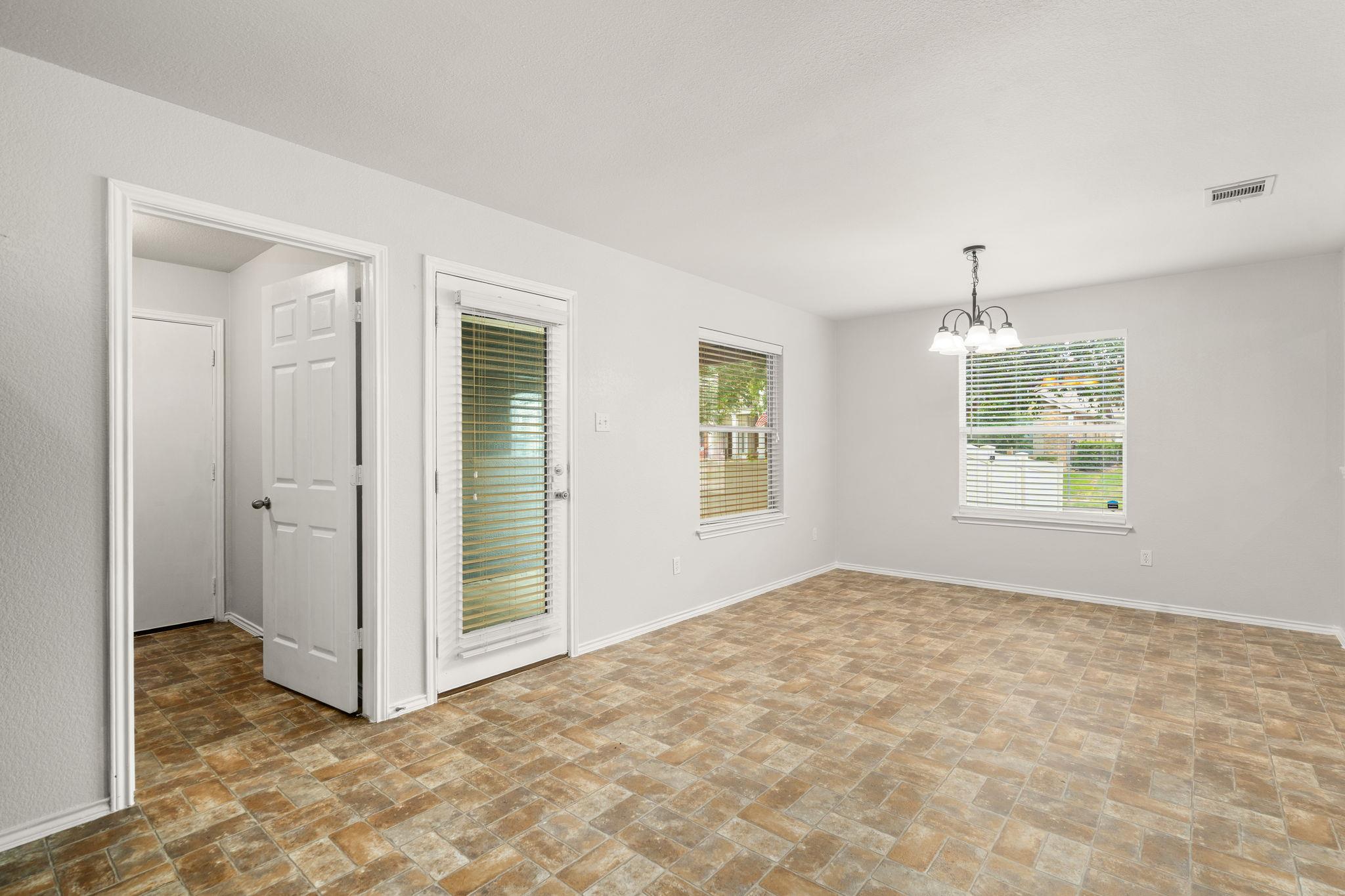 710 Alamo Plaza Dr, Cedar Park, TX 78613