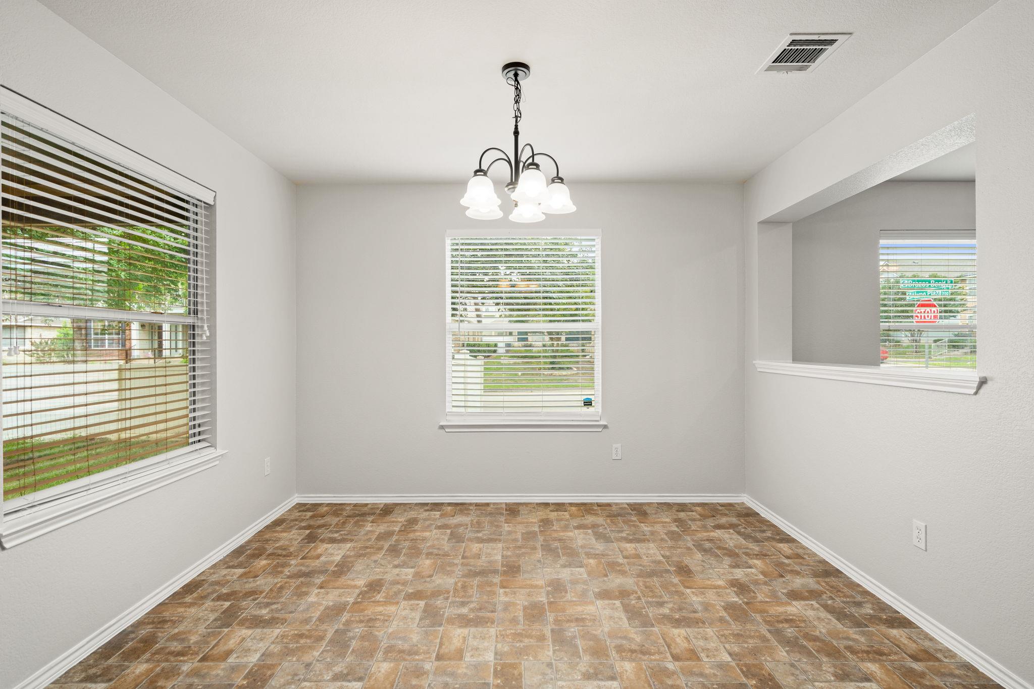 710 Alamo Plaza Dr, Cedar Park, TX 78613
