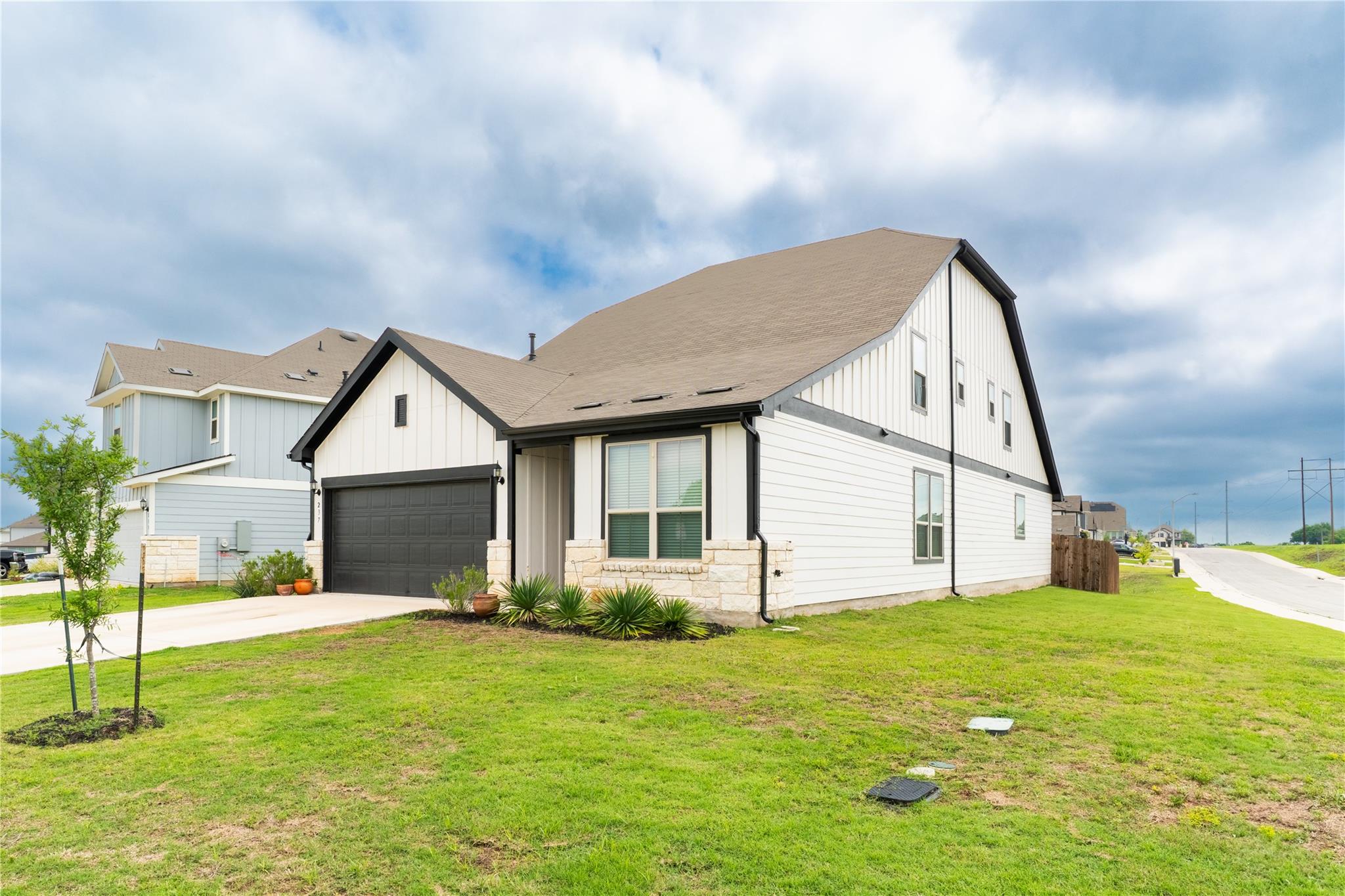 237 Sand Lily Ln, Georgetown, TX 78626
