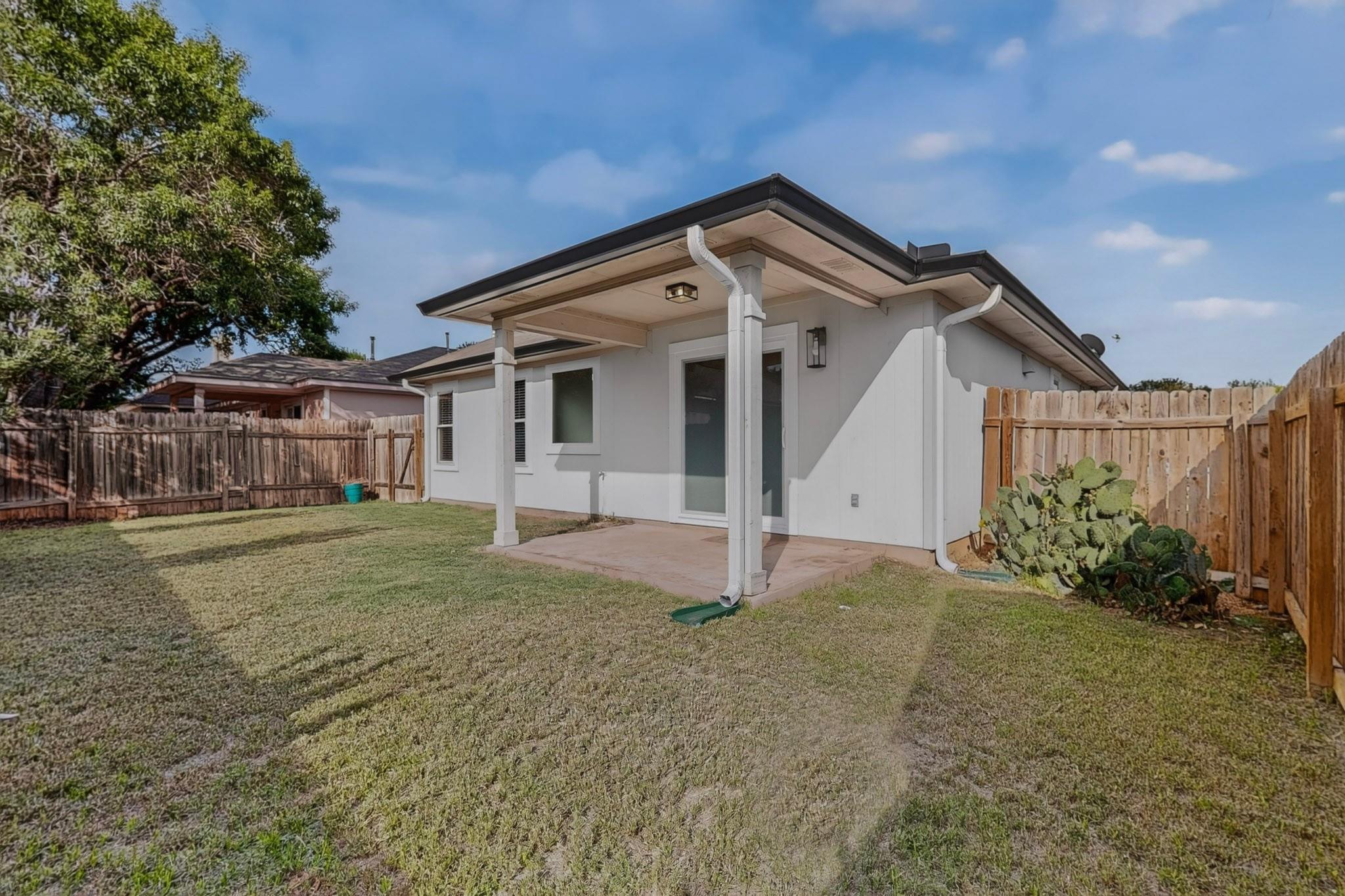 3906 Reeders Dr, Austin, TX 78725
