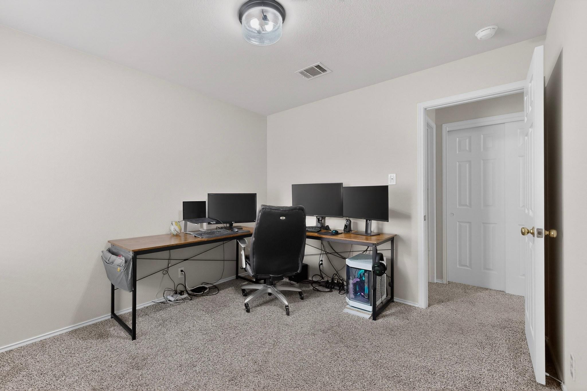 3906 Reeders Dr, Austin, TX 78725