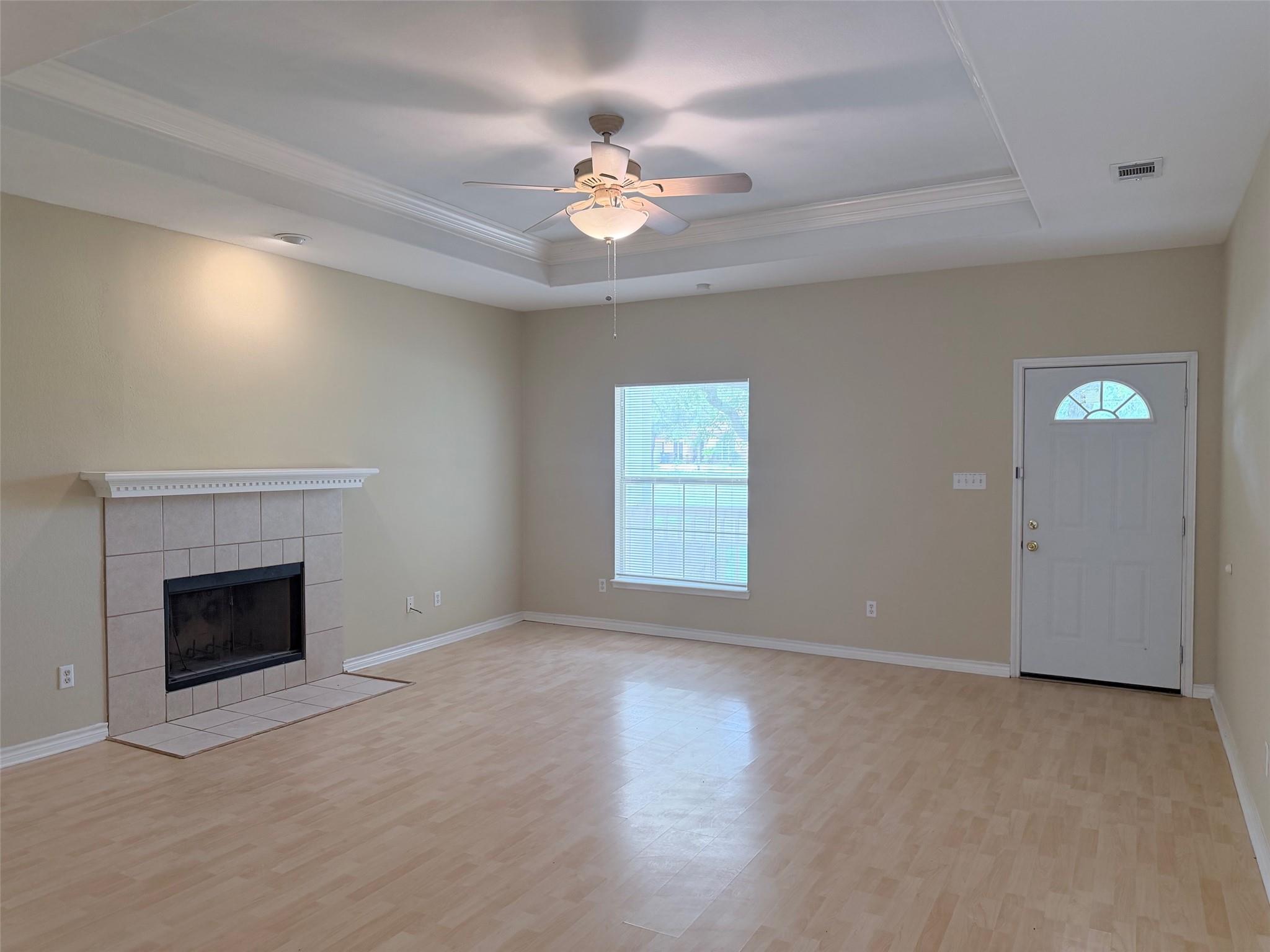 187 Creekwood Trl, Cedar Creek, TX 78612