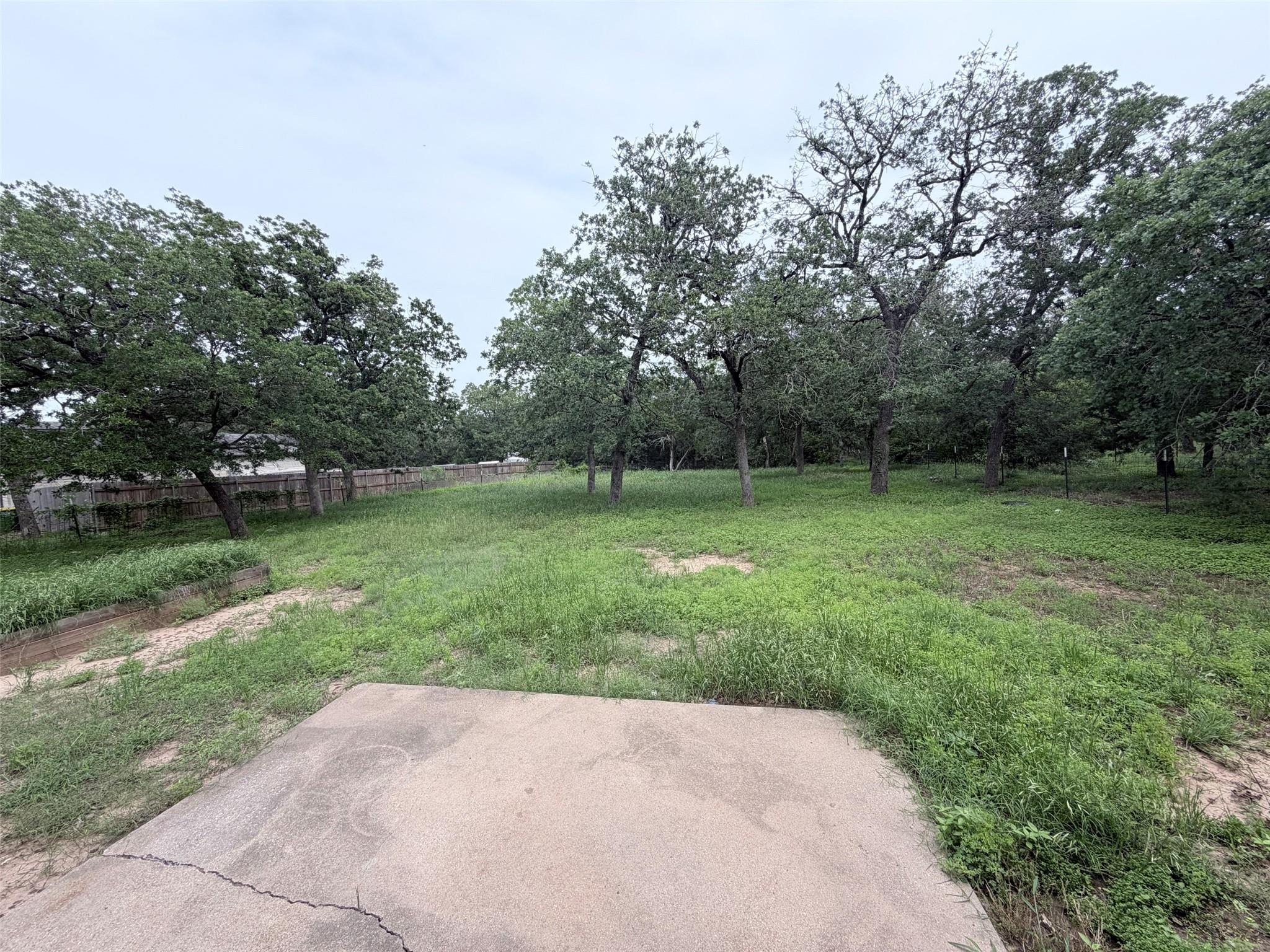 187 Creekwood Trl, Cedar Creek, TX 78612