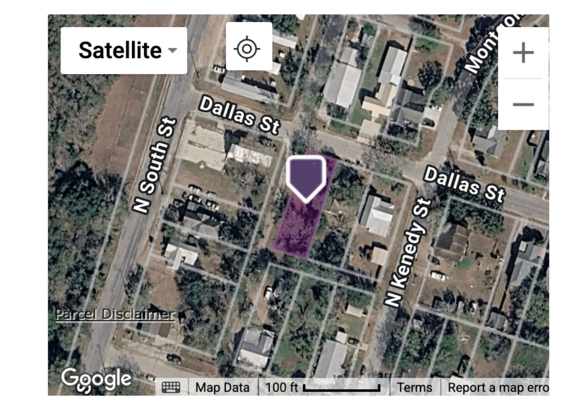 106 Dallas St, Yoakum, TX 77995