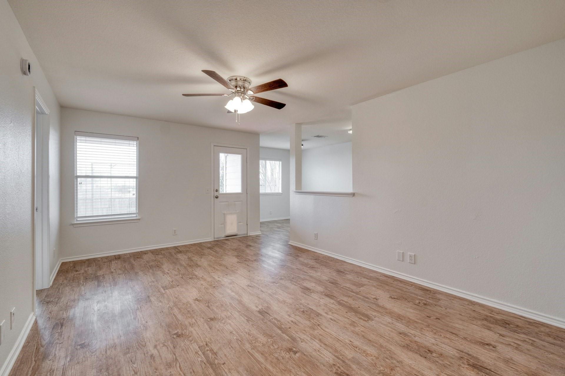 104 Pinnacle Dr, Georgetown, TX 78626