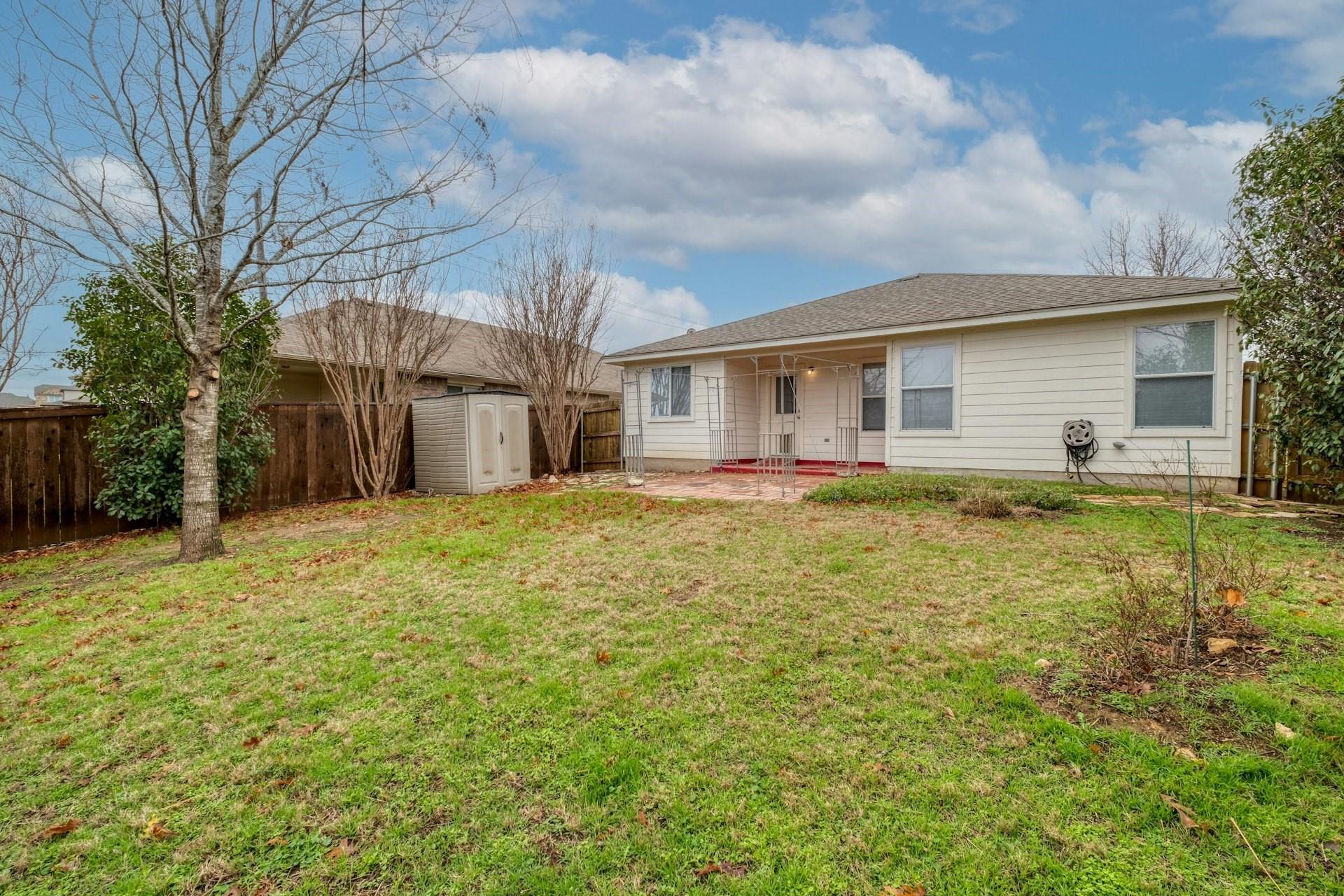 104 Pinnacle Dr, Georgetown, TX 78626