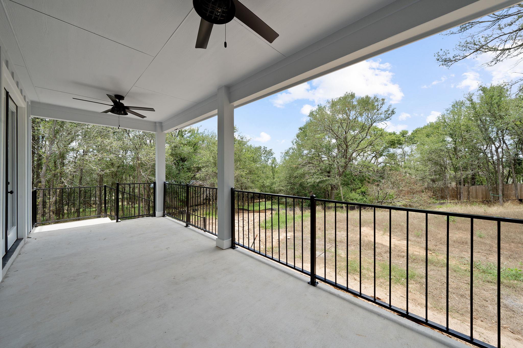 106 Halawa Ct, Bastrop, TX 78602