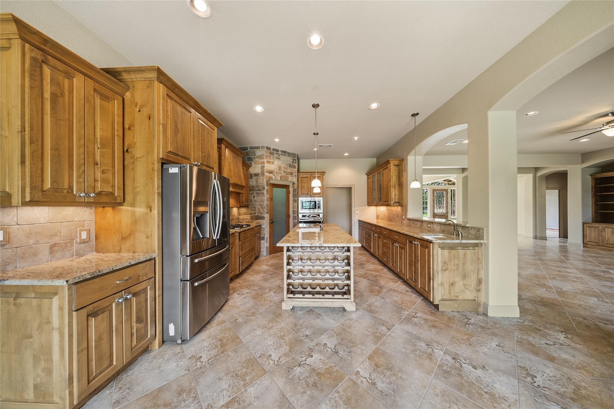 175 Whitney Woods Cir, Georgetown, TX 78633