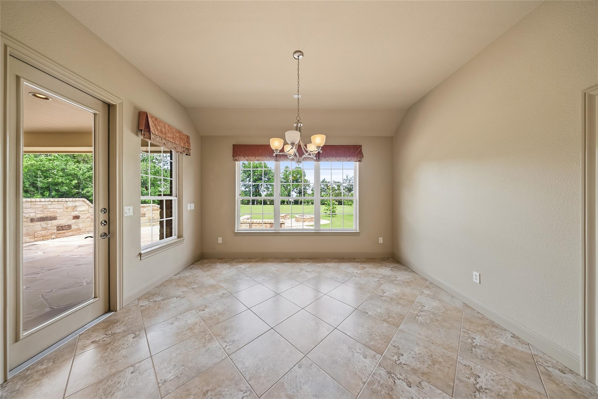175 Whitney Woods Cir, Georgetown, TX 78633