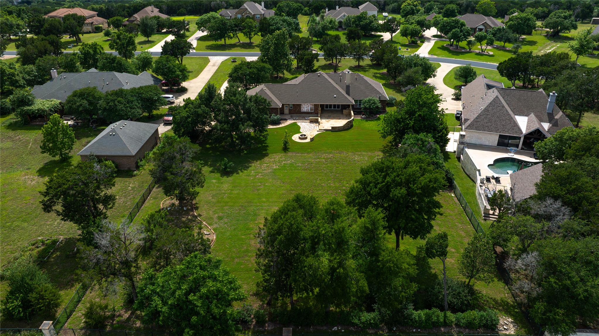 175 Whitney Woods Cir, Georgetown, TX 78633