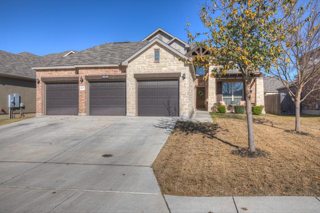 1409 Catfish Rpds, New Braunfels, TX 78130