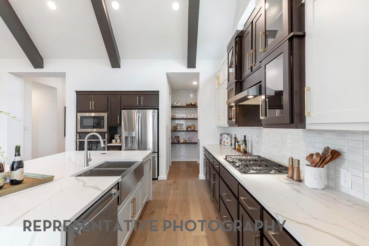 229 Rightfield Dr, Liberty Hill, TX 78642